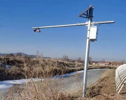 雷达明渠流量计安装现场